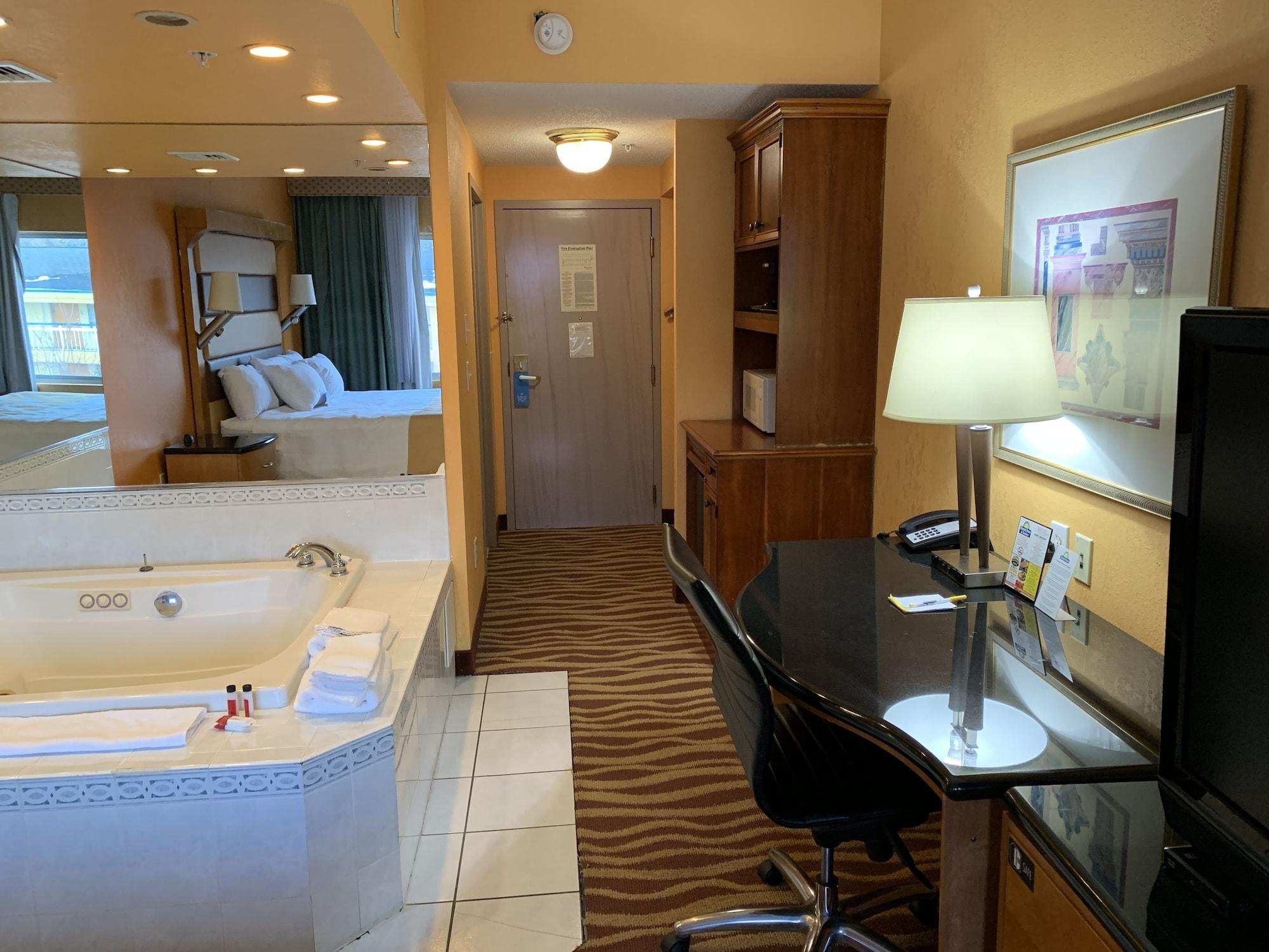Hotel Days & By Wyndham 3*